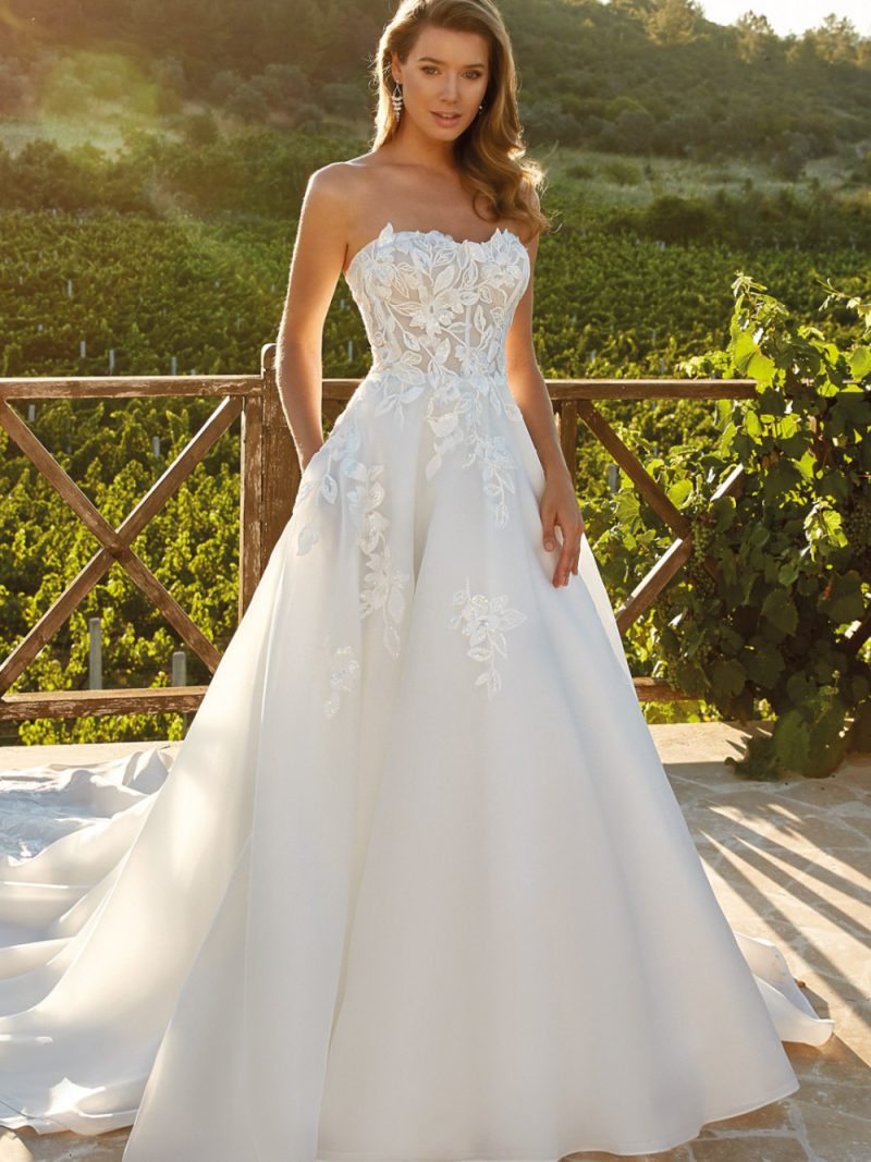 Tulle A Line Sweetheart Wedding Dress With Appliques PW253