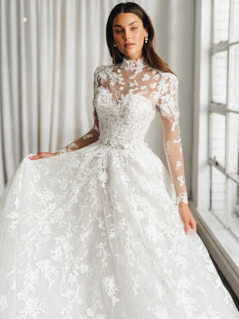 Paris Wedding Gown Lace Front v2